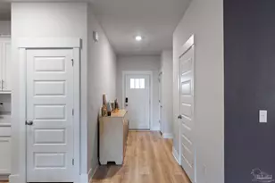 253 Camellia Dr, Cantonment, FL 32533 - Photo 5