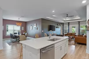 253 Camellia Dr, Cantonment, FL 32533 - Photo 9