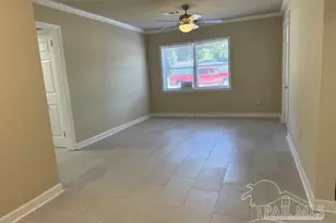 801 E Fairfied Dr, Pensacola, FL 32503 - Photo 5