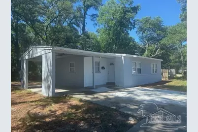 801 E Fairfied Dr, Pensacola, FL 32503 - Photo 1