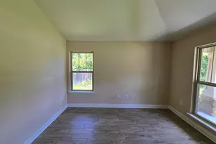 6846 Leisure St, Navarre, FL 32566 - Photo 9