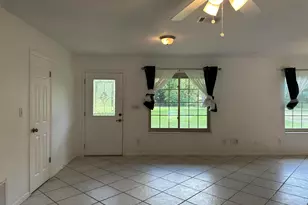 6736 Nichols Dr, Milton, FL 32570 - Photo 5