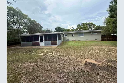 2005 Peyton Dr, Pensacola, FL 32503 - Photo 23