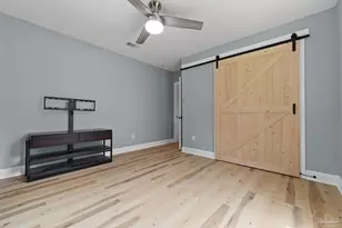 215 E Bobe St, Pensacola, FL 32503 - Photo 19