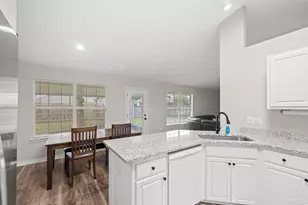 9568 Dynasty Ln, Navarre, FL 32566 - Photo 37