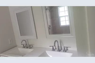 2303 W Brainerd St, Pensacola, FL 32505 - Photo 5