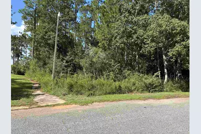 4568 Bayside Dr, Milton, FL 32583 - Photo 9