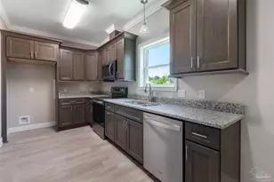 2041 Grayson Dr, Navarre, FL 32566 - Photo 13