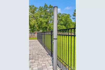 2301 Parker Rd, Cantonment, FL 32533 - Photo 33