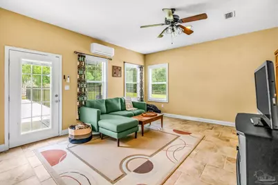 2301 Parker Rd, Cantonment, FL 32533 - Photo 15