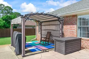 2424 Pineneedle Dr, Navarre, FL 32566 - Photo 41