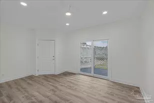 601 E Burgess Rd, Pensacola, FL 32504 - Photo 17