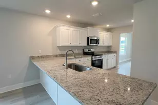 545 Sugar Pne Wy, Cantonment, FL 32533 - Photo 5