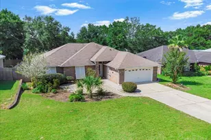 5972 Ashton Woods Cir, Milton, FL 32570 - Photo 3