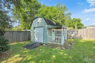 5972 Ashton Woods Cir, Milton, FL 32570 - Photo 33