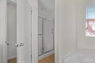 5972 Ashton Woods Cir, Milton, FL 32570 - Photo 21