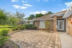 5972 Ashton Woods Cir, Milton, FL 32570 - Photo 5