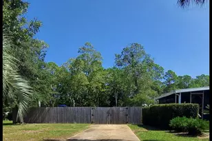 2556 Granada Camino, Pensacola, FL 32507 - Photo 41