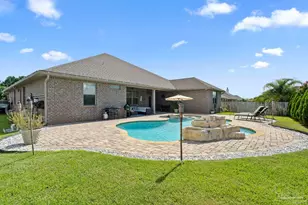 3552 Pelican Bay Cir, Gulf Breeze, FL 32563 - Photo 5