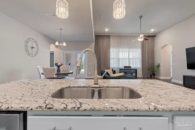 3552 Pelican Bay Cir, Gulf Breeze, FL 32563 - Photo 33