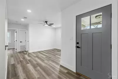 1101 W Lloyd St, Pensacola, FL 32501 - Photo 11