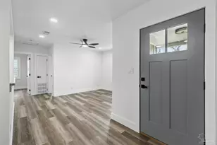 1101 W Lloyd St, Pensacola, FL 32501 - Photo 11