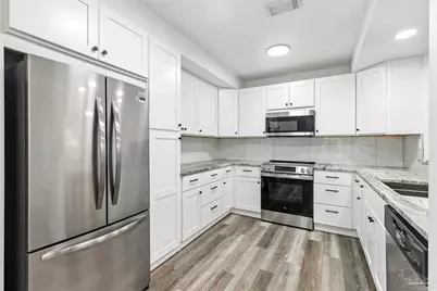 1101 W Lloyd St, Pensacola, FL 32501 - Photo 11