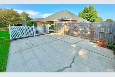 412 Mayberry St, Cantonment, FL 32533 - Photo 37