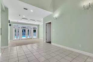 92 Chanteclaire Cir, Gulf Breeze, FL 32561 - Photo 5