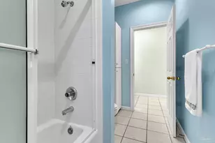 92 Chanteclaire Cir, Gulf Breeze, FL 32561 - Photo 51