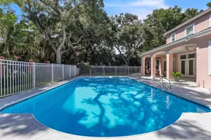 92 Chanteclaire Cir, Gulf Breeze, FL 32561 - Photo 43