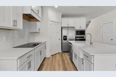 351 S F St, Pensacola, FL 32502 - Photo 7