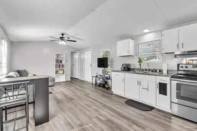 2334 Bobwhite Ln, Cantonment, FL 32533 - Photo 3