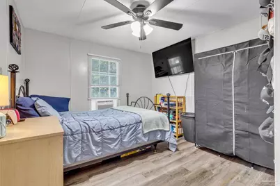 2334 Bobwhite Ln, Cantonment, FL 32533 - Photo 7