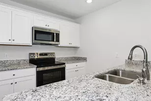 8422 Cherry Ave, Pensacola, FL 32534 - Photo 9