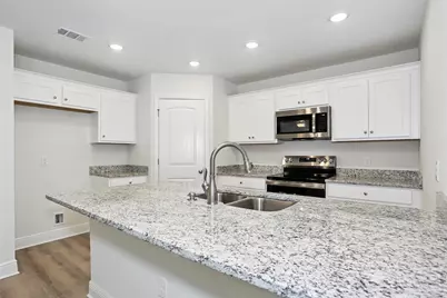 8422 Cherry Ave, Pensacola, FL 32534 - Photo 7