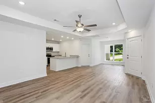 8422 Cherry Ave, Pensacola, FL 32534 - Photo 5