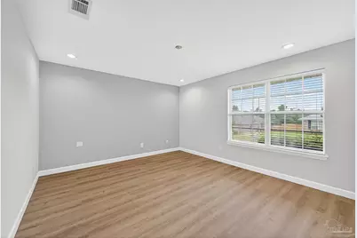 1590 Twin Pines Cir, Cantonment, FL 32533 - Photo 11