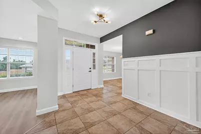 1590 Twin Pines Cir, Cantonment, FL 32533 - Photo 5