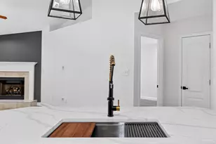 1590 Twin Pines Cir, Cantonment, FL 32533 - Photo 21