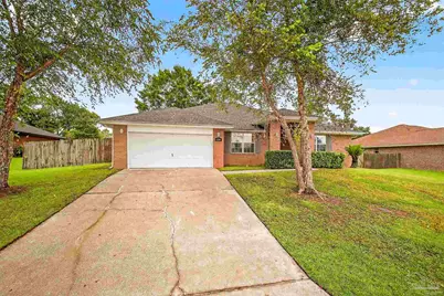 1590 Twin Pines Cir, Cantonment, FL 32533 - Photo 3