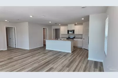 6400 Firefly Dr, Milton, FL 32583 - Photo 13