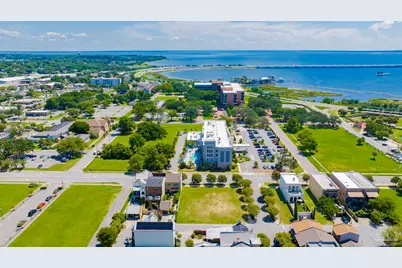 19 N 9th Ave, Pensacola, FL 32502 - Photo 5