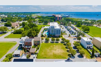 19 N 9th Ave, Pensacola, FL 32502 - Photo 7