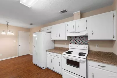 3036 Woodbury Cir, Cantonment, FL 32533 - Photo 9