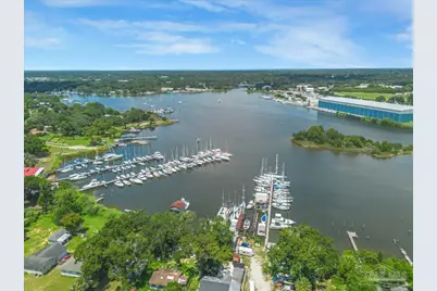 427 Seamarge Ln, Pensacola, FL 32507 - Photo 15