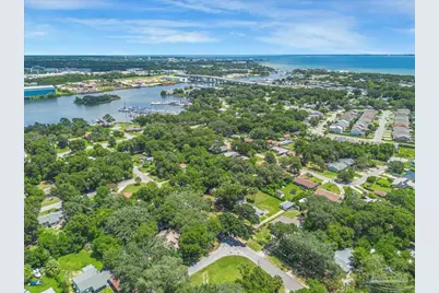 427 Seamarge Ln, Pensacola, FL 32507 - Photo 23