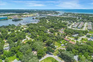 427 Seamarge Ln, Pensacola, FL 32507 - Photo 23