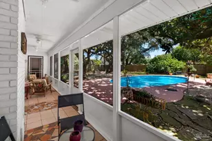 3924 Paradise Bay Dr, Gulf Breeze, FL 32563 - Photo 29