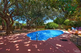 3924 Paradise Bay Dr, Gulf Breeze, FL 32563 - Photo 3